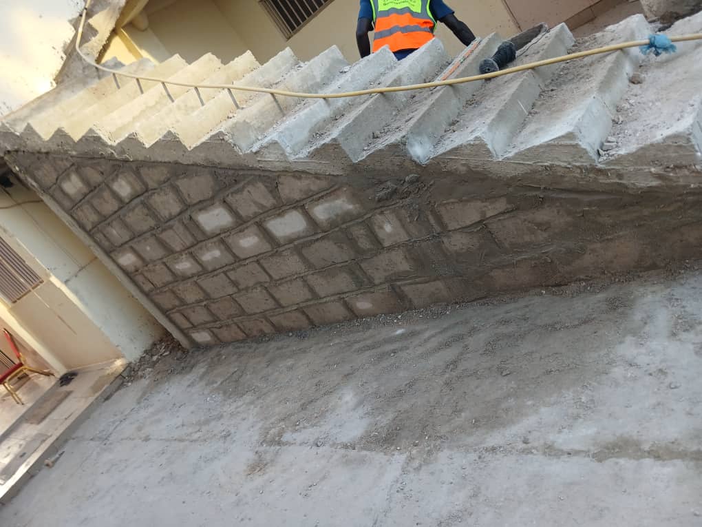 Poursuite de l'escalier